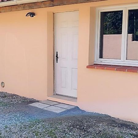 Sous Le Chateau Montaut  Exterior foto
